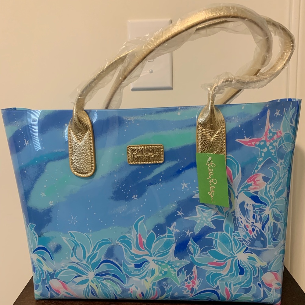 Lilly Pulitzer Breezy Pool Tote NWT!